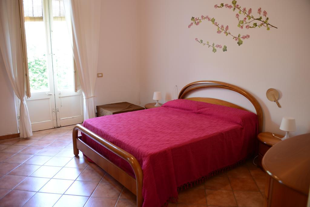 Scatitti House Villa Zafferana Etnea Rum bild